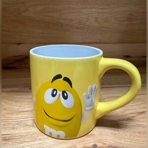 `M & M's Coffee Mug Cup in Yellow 2019 "Inside everyone there`s a little nut"